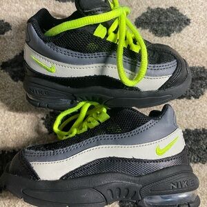 Nike Air Max 97 - blk/green/gray - size 6c toddler
